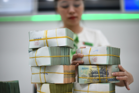 Làm gì với tiền thưởng Tết?